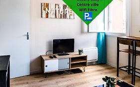 Le Debussy - studio - WIFI FIBRE- centre ville- parking